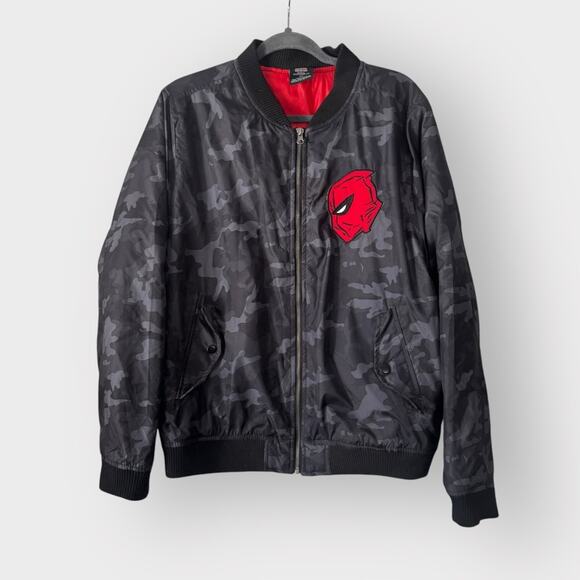 Marvel Other - Marvel X Deadpool camo bomber jacket, size large